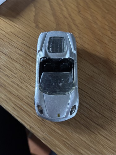 Hot wheels ferrari - hot,